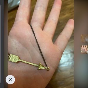 Arrow necklace
